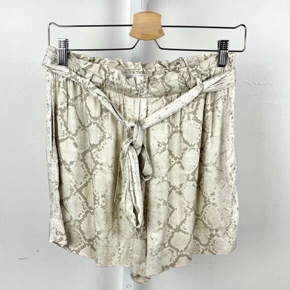 Bella Dahl Pants - NWT Bella Dahl Belted Ruffle High Waist Shorts Drapey Snakeskin Print Beige S